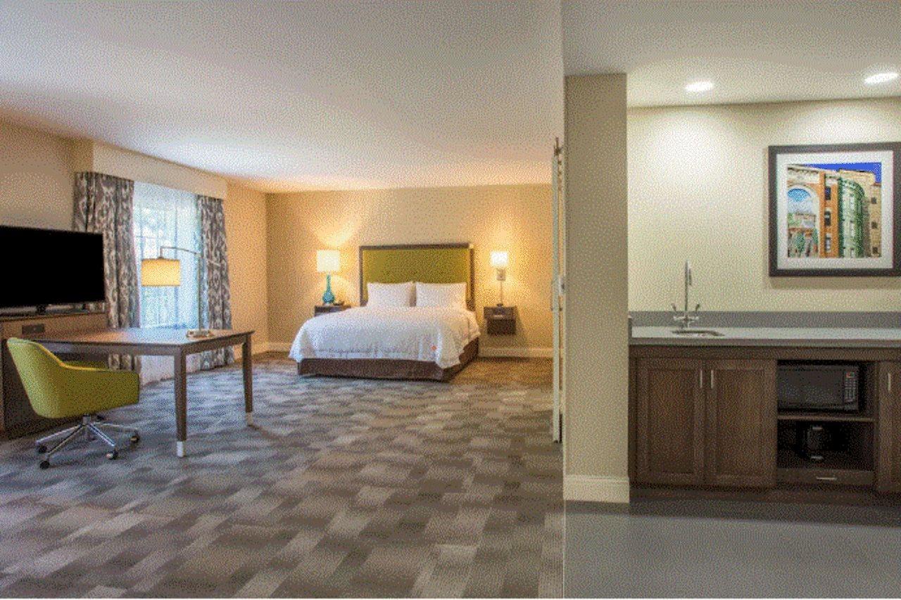 Hampton Inn & Suites Yonkers - Westchester Екстер'єр фото