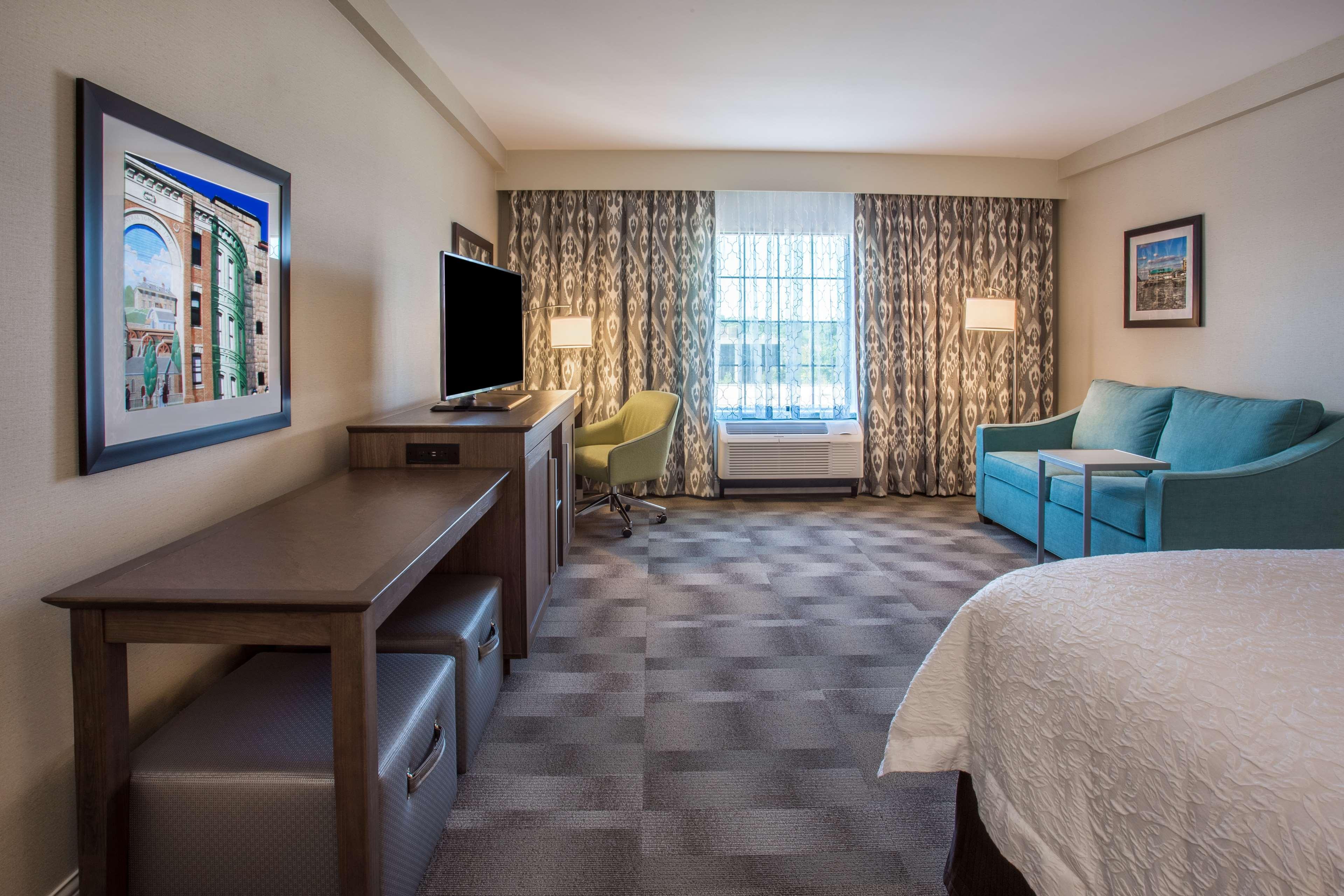 Hampton Inn & Suites Yonkers - Westchester Екстер'єр фото