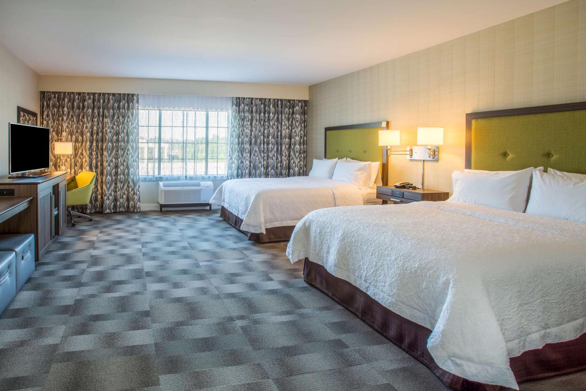 Hampton Inn & Suites Yonkers - Westchester Екстер'єр фото