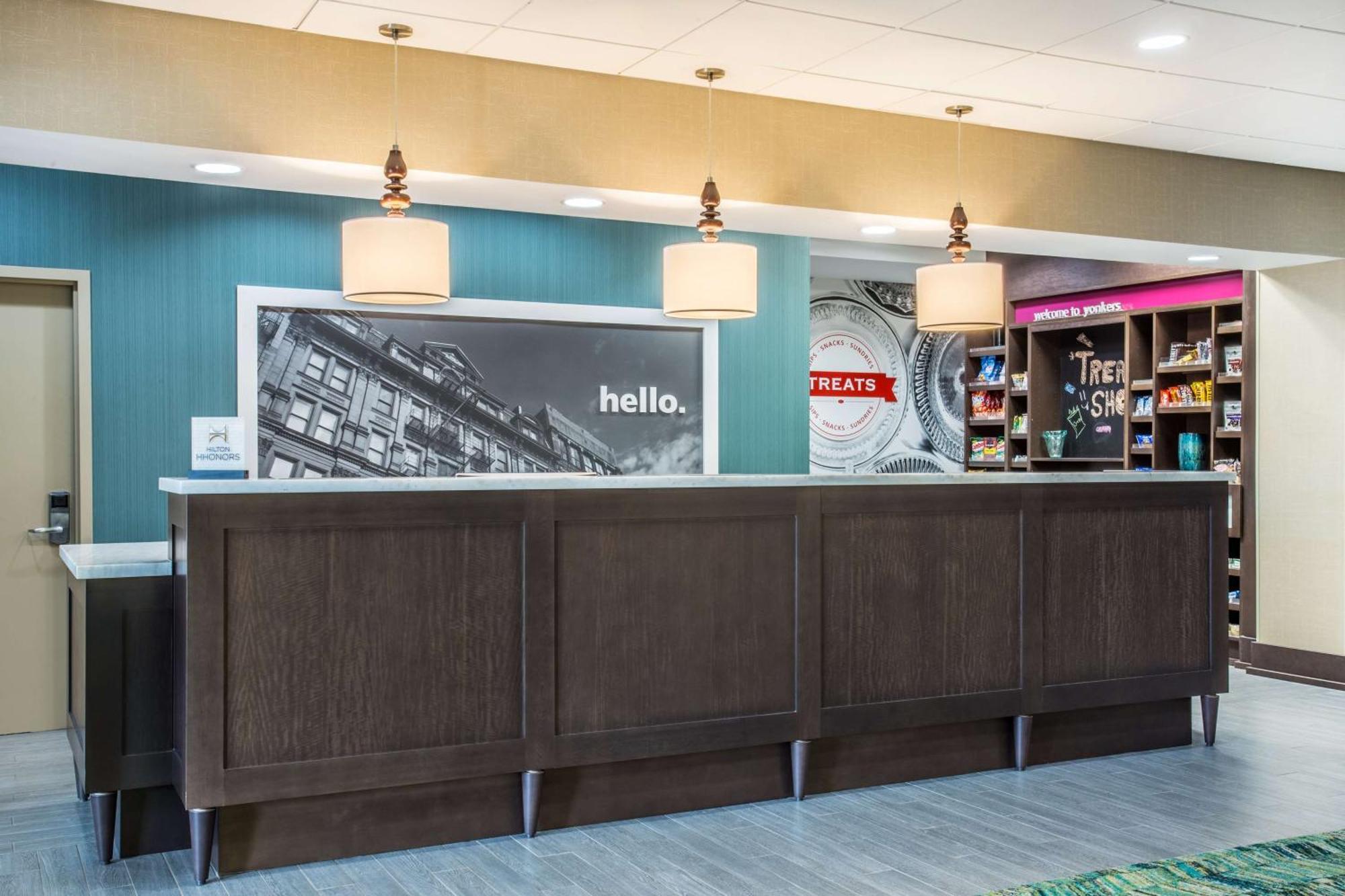 Hampton Inn & Suites Yonkers - Westchester Екстер'єр фото