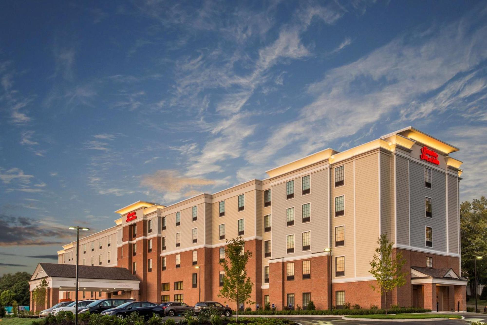 Hampton Inn & Suites Yonkers - Westchester Екстер'єр фото