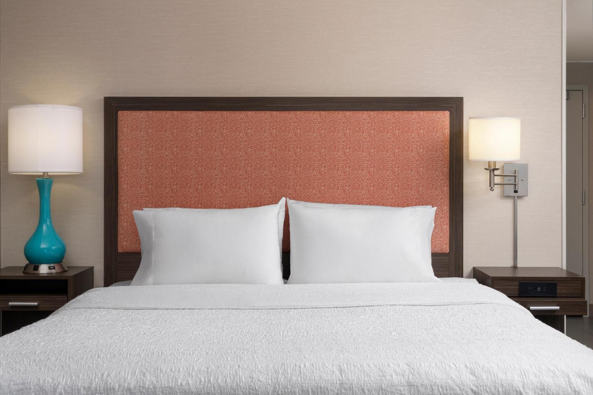 Hampton Inn & Suites Yonkers - Westchester Екстер'єр фото