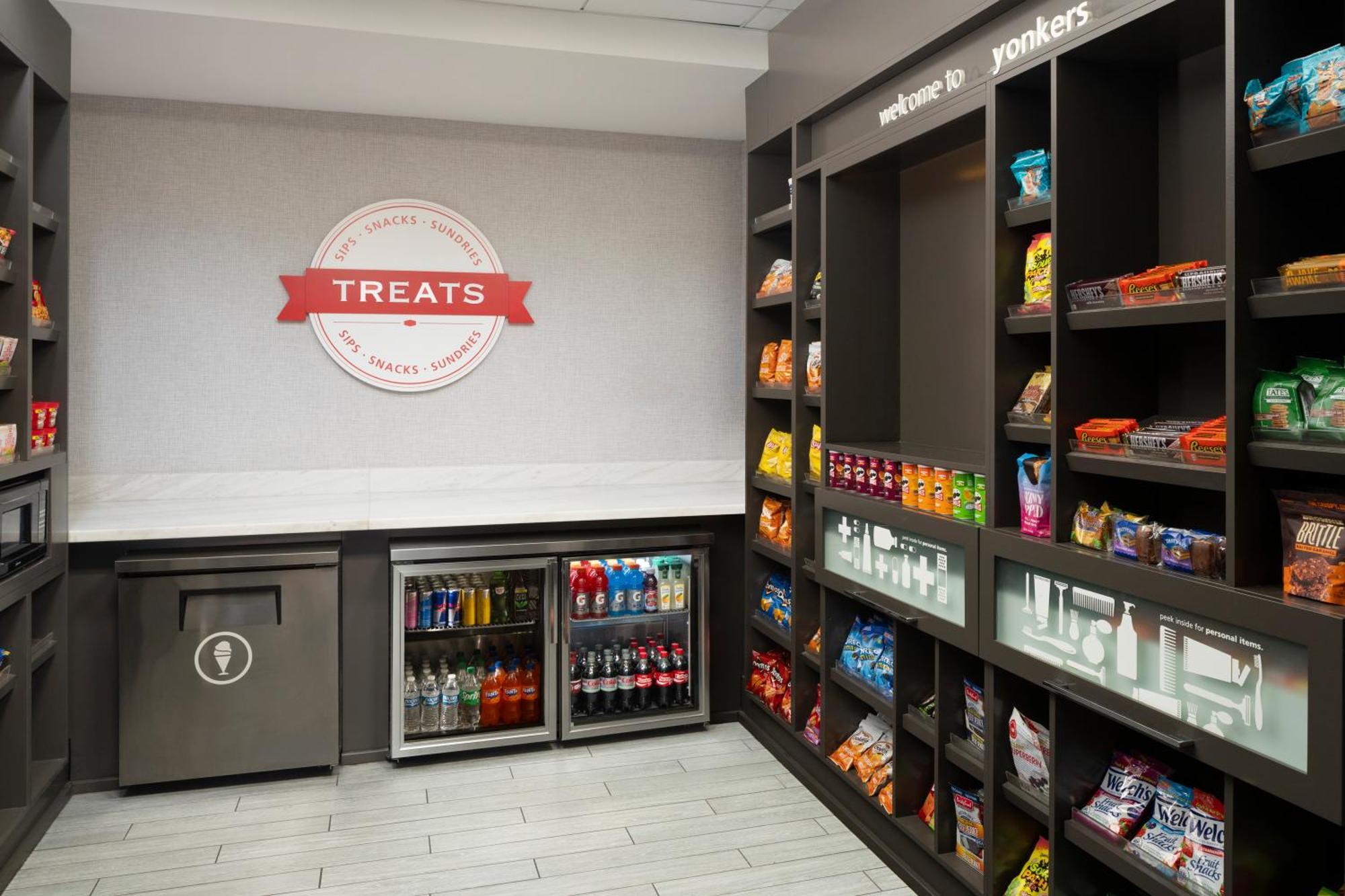 Hampton Inn & Suites Yonkers - Westchester Екстер'єр фото